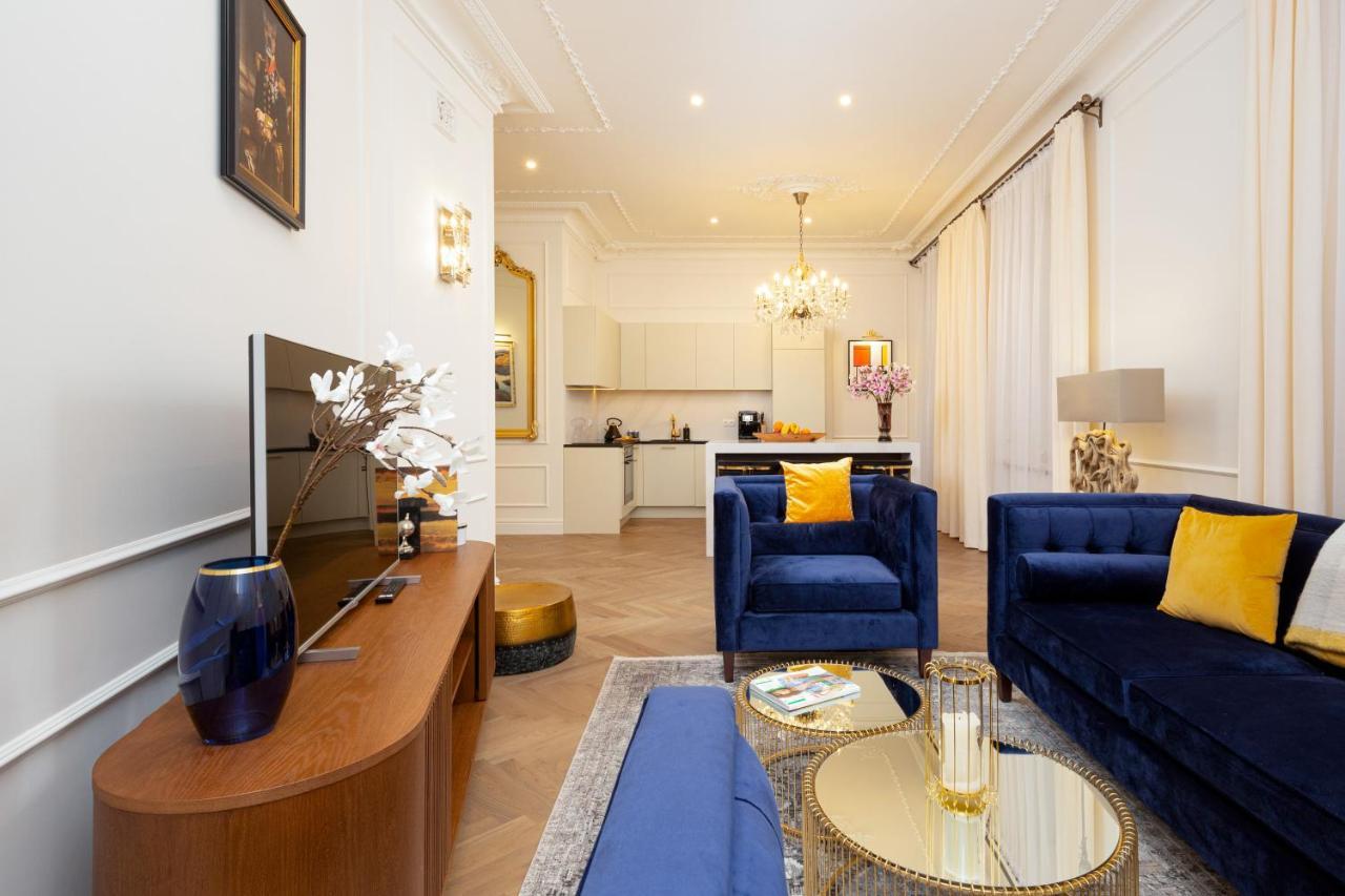 Royal Apartment Kopernika By Renters Prestige Varsovie Extérieur photo
